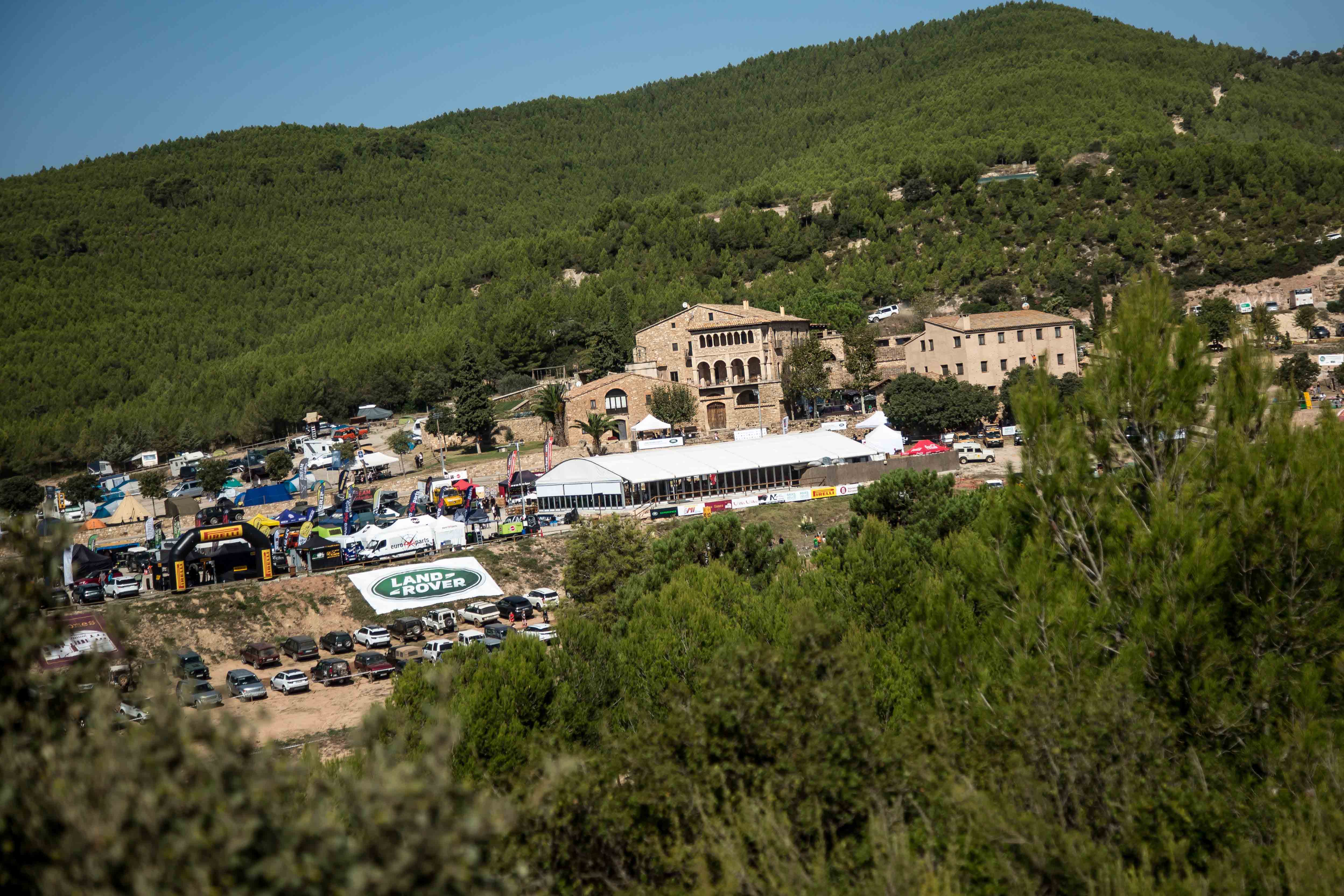 DESCUBRE EL “NUEVO DEFENDER” EN LA LAND ROVER PARTY