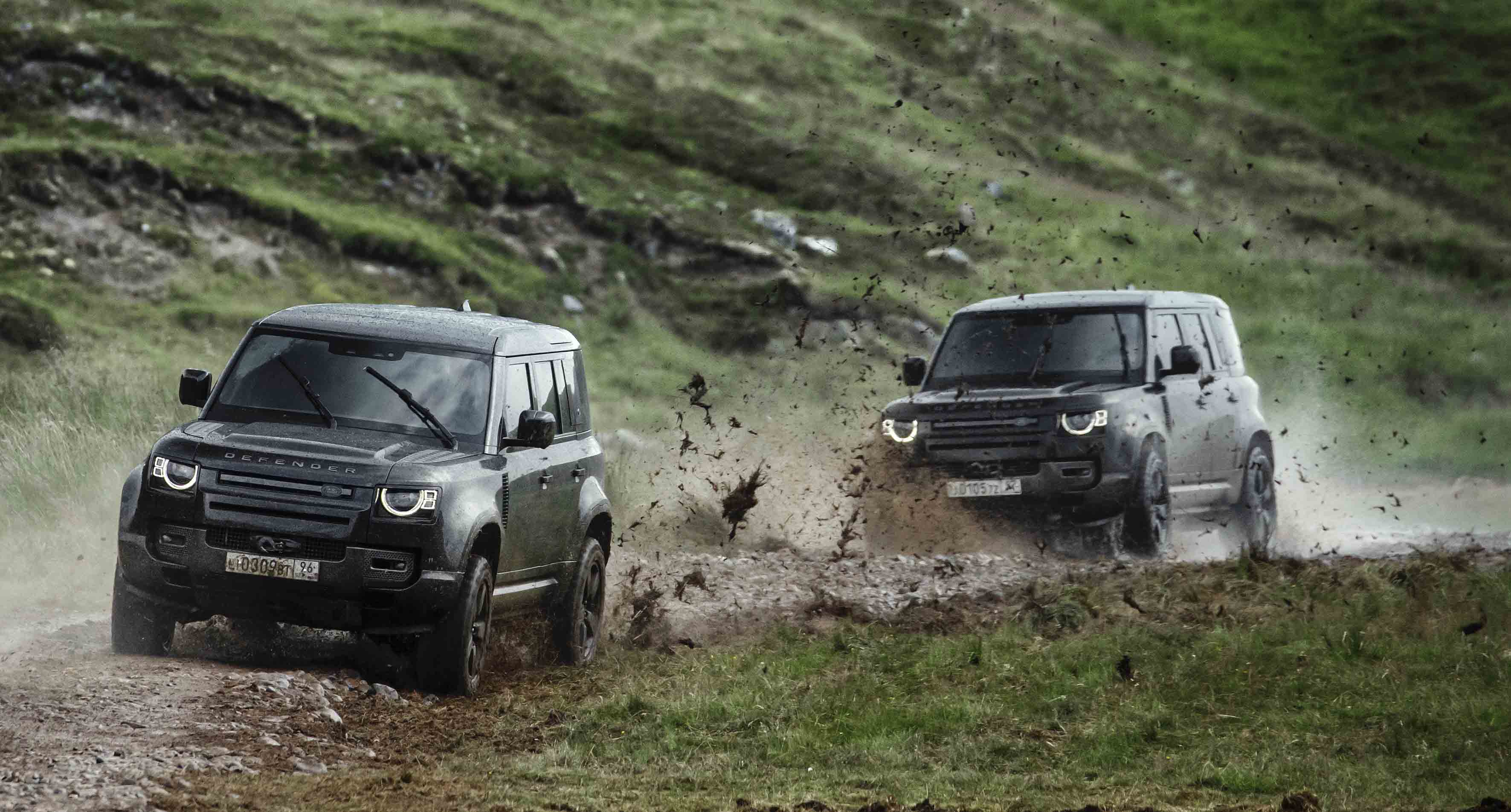 EL NUEVO DEFENDER 110 ENTRA EN ACCIÓN EN LA ÚLTIMA PELÍCULA DE JAMES BOND  SIN TIEMPO PARA MORIR